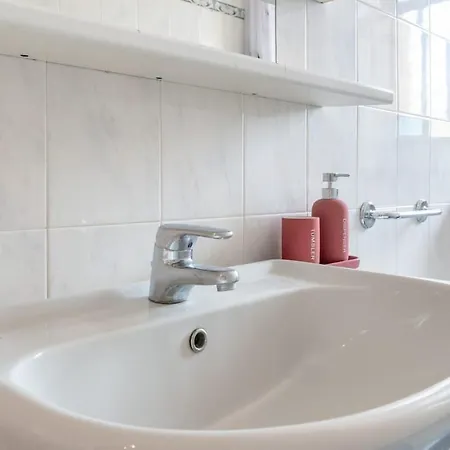 -porta Nuova - Molinette- X7 - Balcony - Wifi *